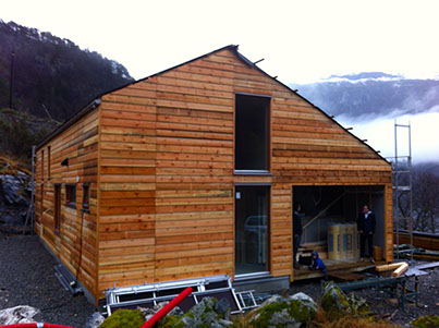 Fasade, under bygging